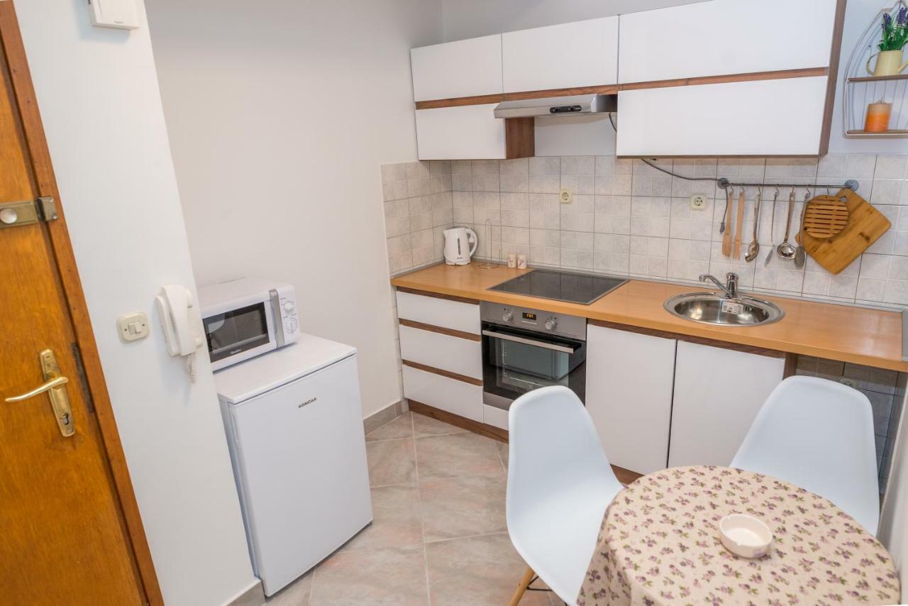 Apartman Doris,Self Check In Split Exteriör bild